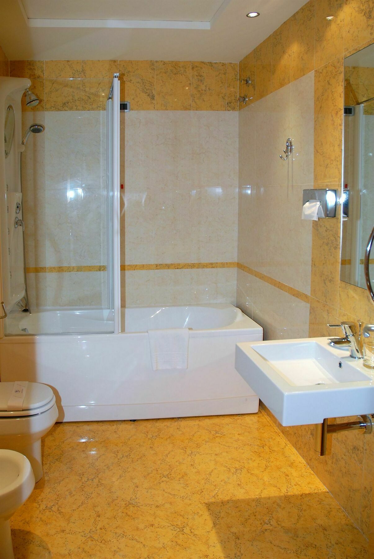 Planet Hotel Arezzo Exterior photo